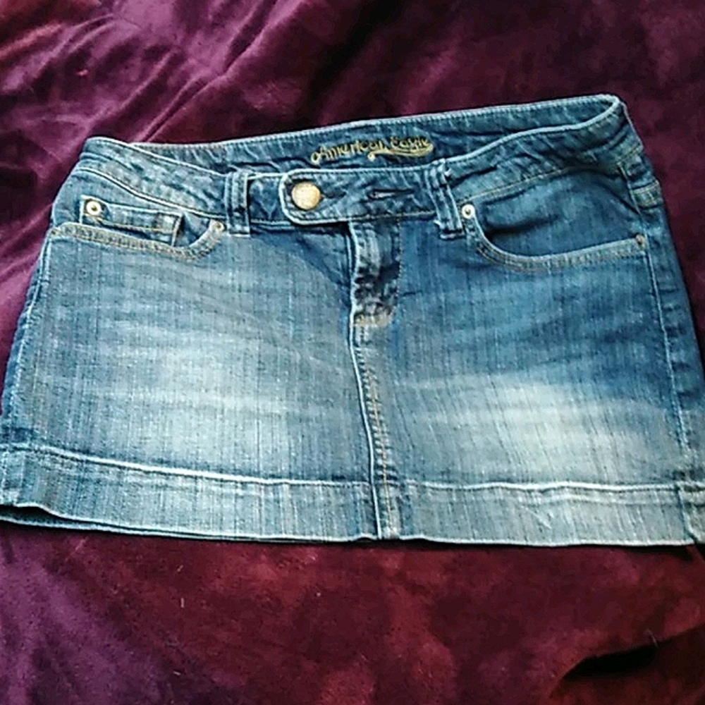 American Eagle low rise jean skirt